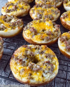 Low-Carb-Keto-Cheddar-Sausage-Stuffed-Bagels-Recipe